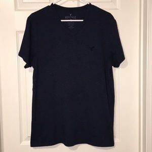 Navy American Eagle tee
